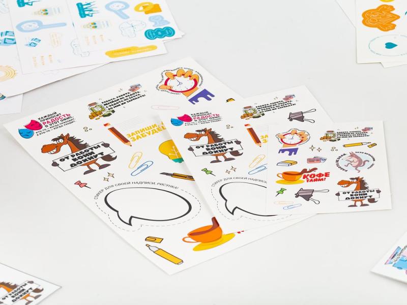 Наклейки бумажные Sticker Pack на заказ