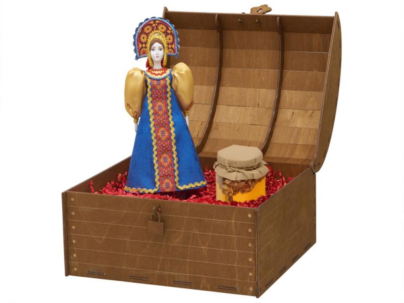 Подарочный набор: кукла фарфоровая, мёд с гецким орехом