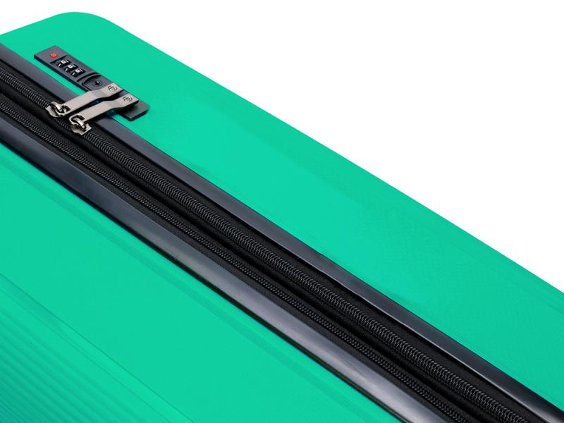 Чемодан В Отпуск, 37 л