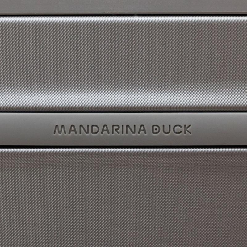 Чемодан Logoduck M