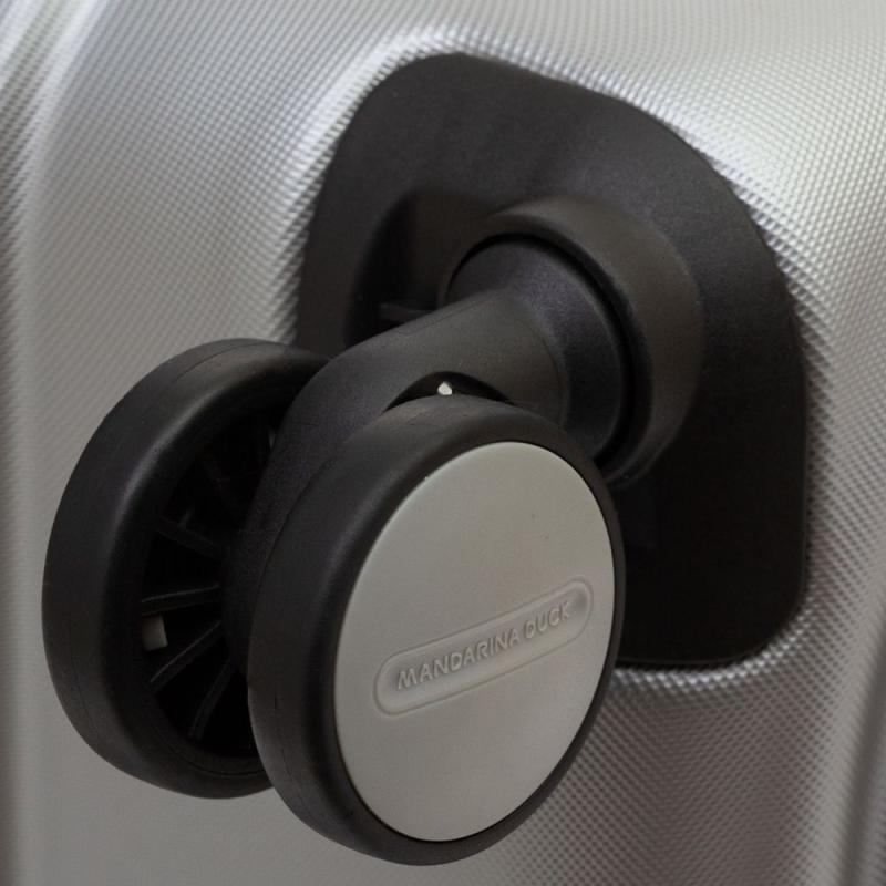 Чемодан Logoduck M