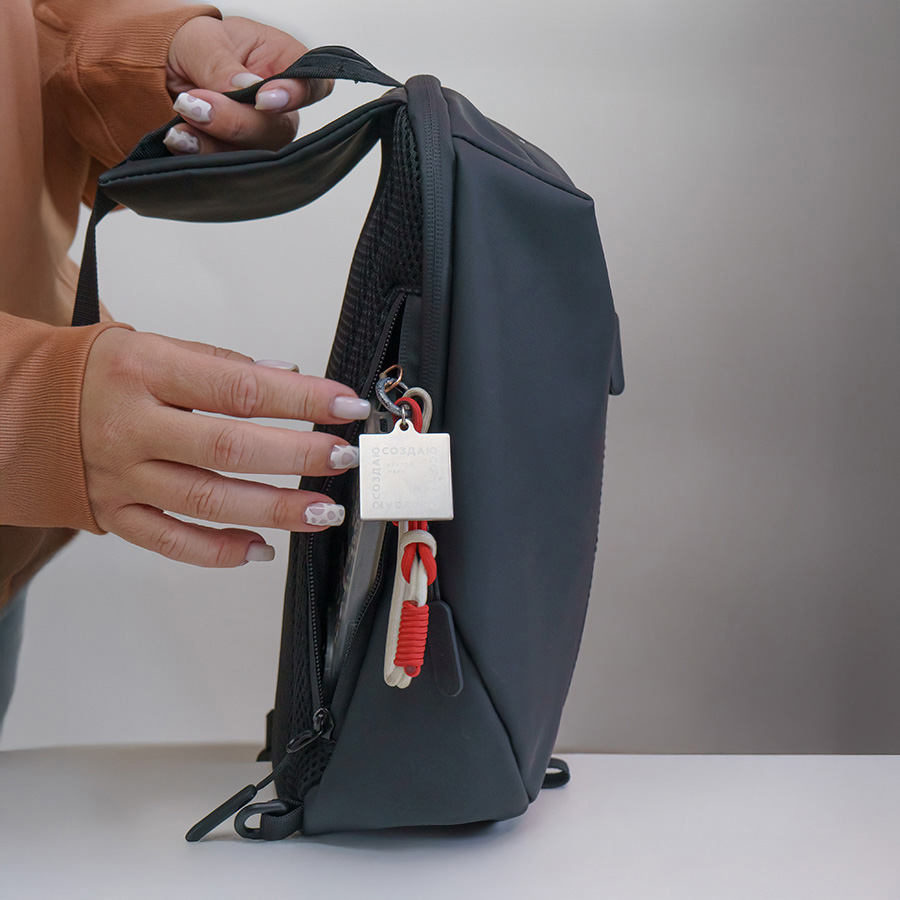 Сумка на плечо  водостойкая "Sling", чёрный, 33 х 18 х11 см, 100%  полиуретан