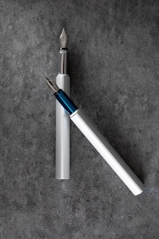 Перьевая ручка PININFARINA PF One SILVER