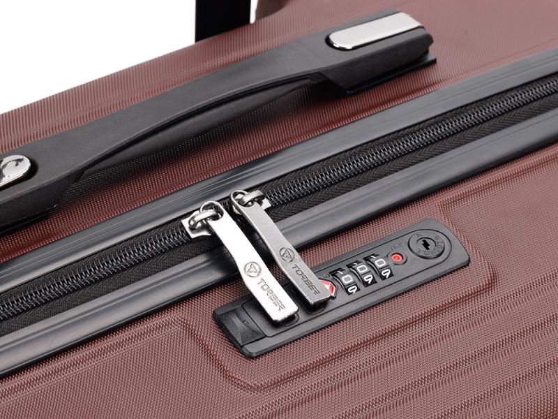 Чемодан ONEGO, 69 л