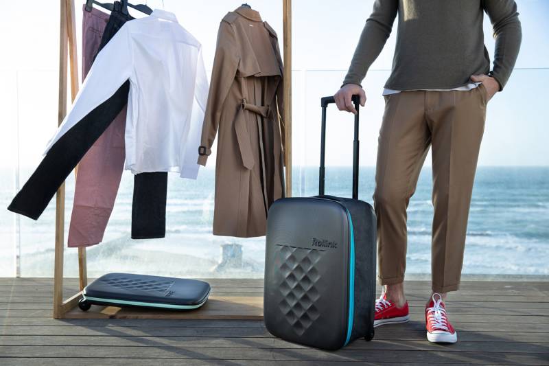 Чемодан складной Rollink Earth 55x40x20 см, 2 колеса, черный/синий