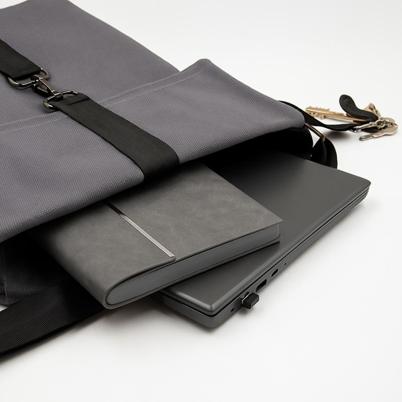 Шоппер Superbag Companion, с тремя отделениями, боковым креплением (карабин) и карманом (серый с черным)