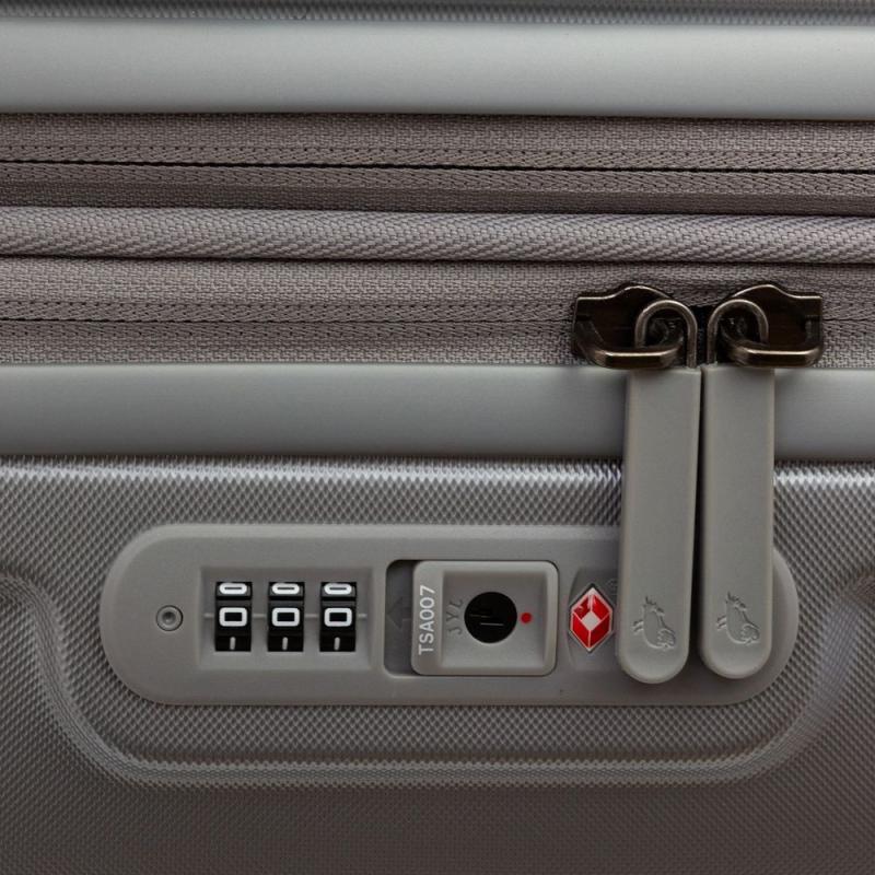 Чемодан Logoduck M