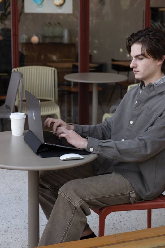 Чехол для ноутбука XD Design с подставкой, 14"